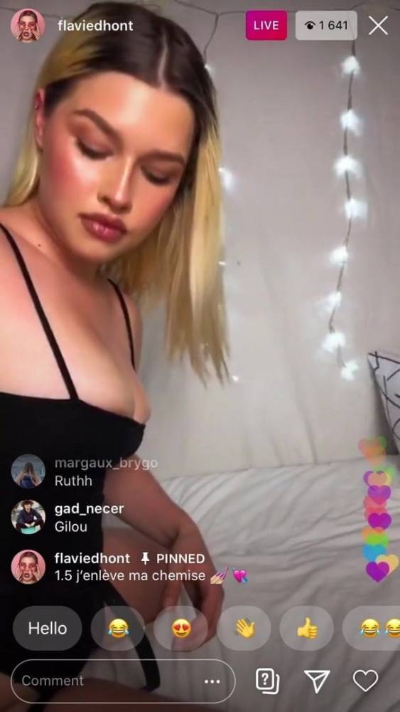 My white bitch twerk for 1k viewers on instagram - xhamster.com - France