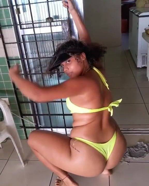 Bia Meireles novinha do rabao guloso - xhamster.com