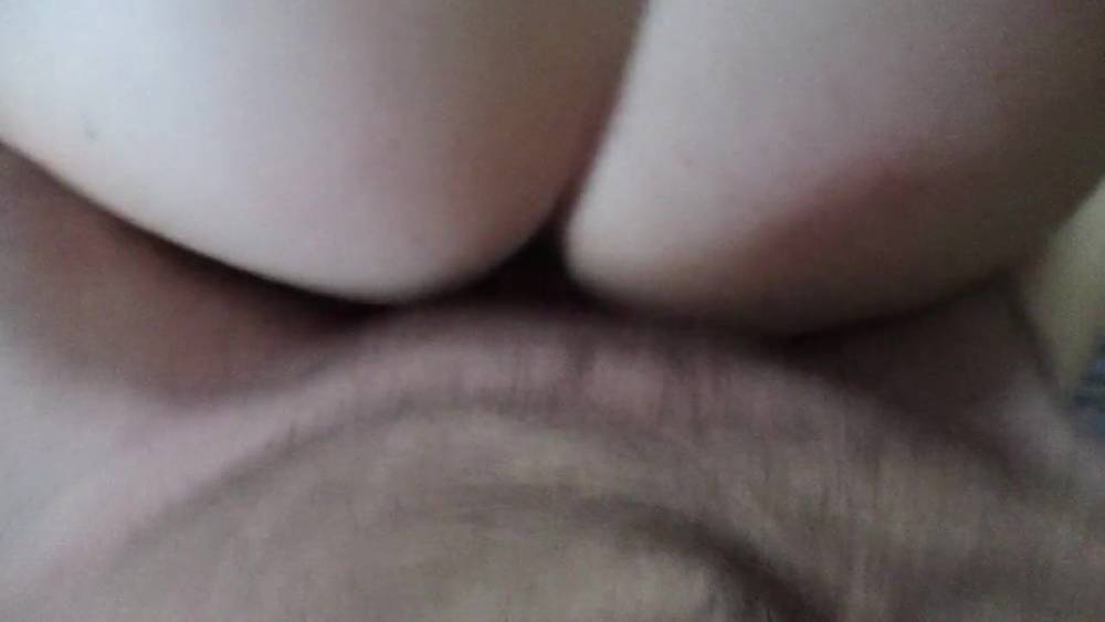 Cum bubbles on wife's asshole. - xhamster.com