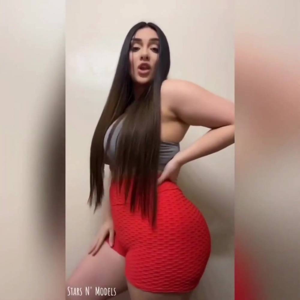 Hermosa chica de buen culo - xh.video