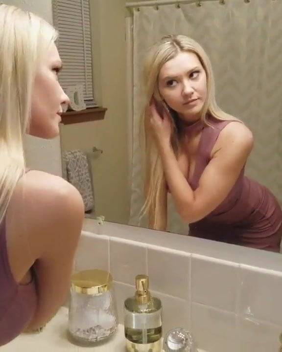 Sexy teen blond - xh.video