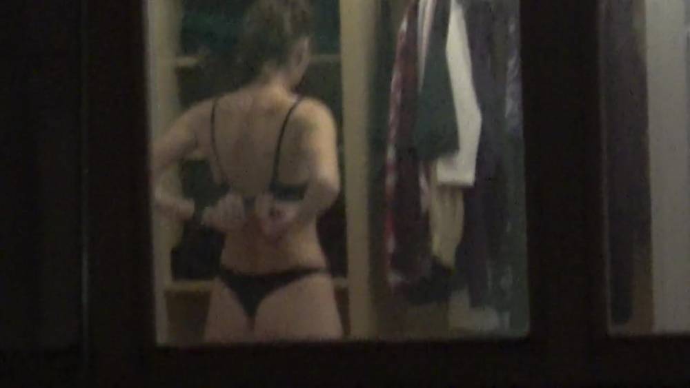 NEW VID Teen Neighbor FLASHES publicly in window PART 2 of 2 - xh.video