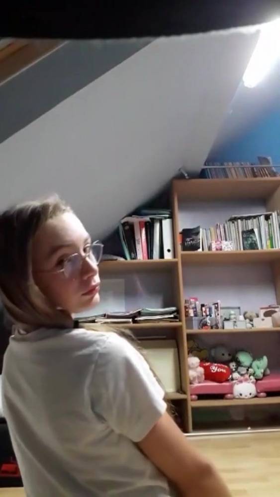 Hot teen with glasses showing her poophole - xh.video