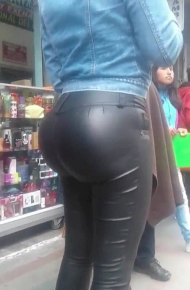 Some Spanish Sexy Big ass leather girl - xh.video - Spain