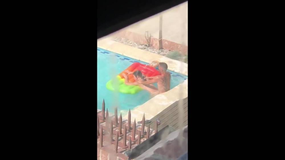 busted hidden cam sex casal fodendo gostoso na piscina 5 - xhamster.com