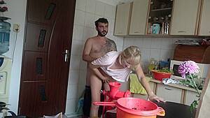 Wife gets fucked while she is cooking ! - hdzog.com