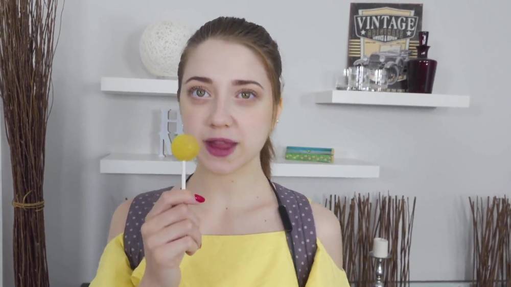 young small tits hardcore - Alita licks lolly - xh.video