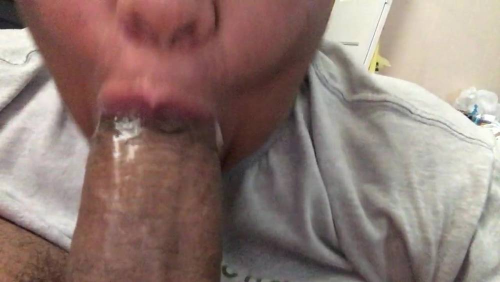 Ebony sucking some thick dick - xh.video