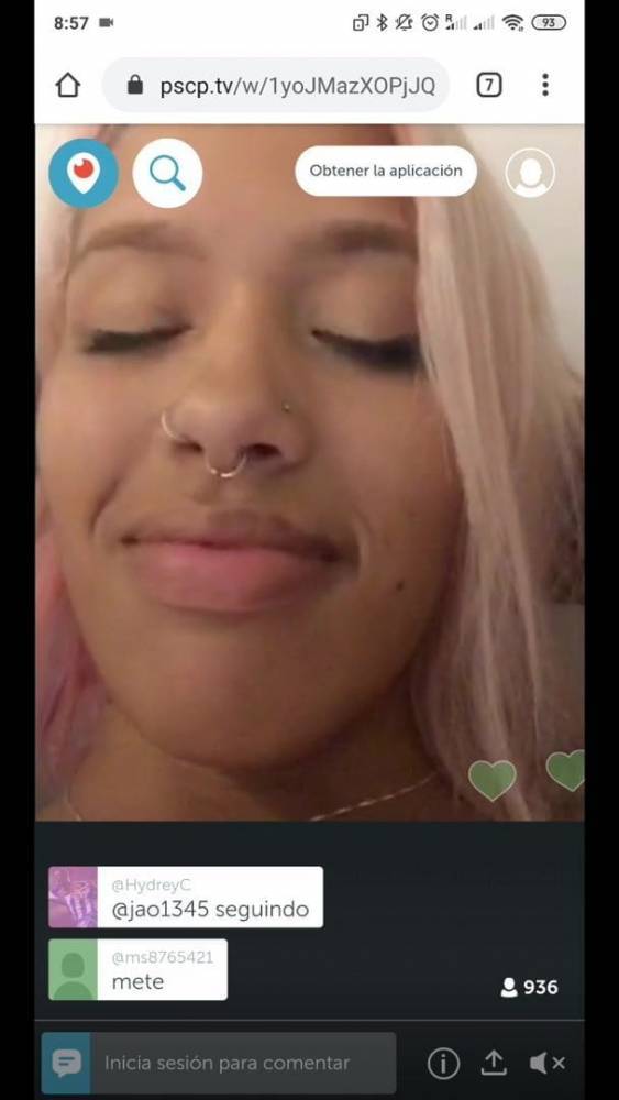 Boyfriend playing with dick on her pussy while she periscope - xh.video