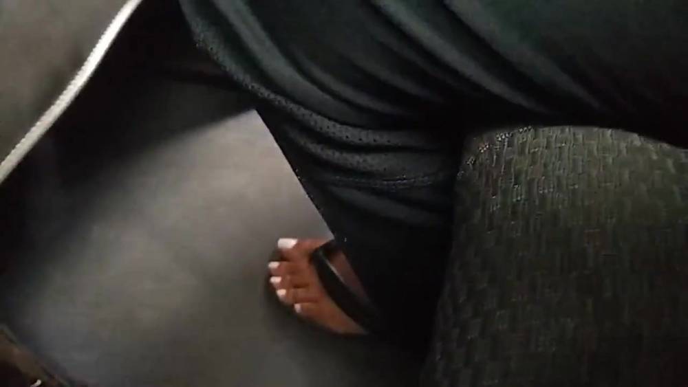 Candid flip flop mature(white nails & long toes in Peru)Pt 3 - xh.video - Peru