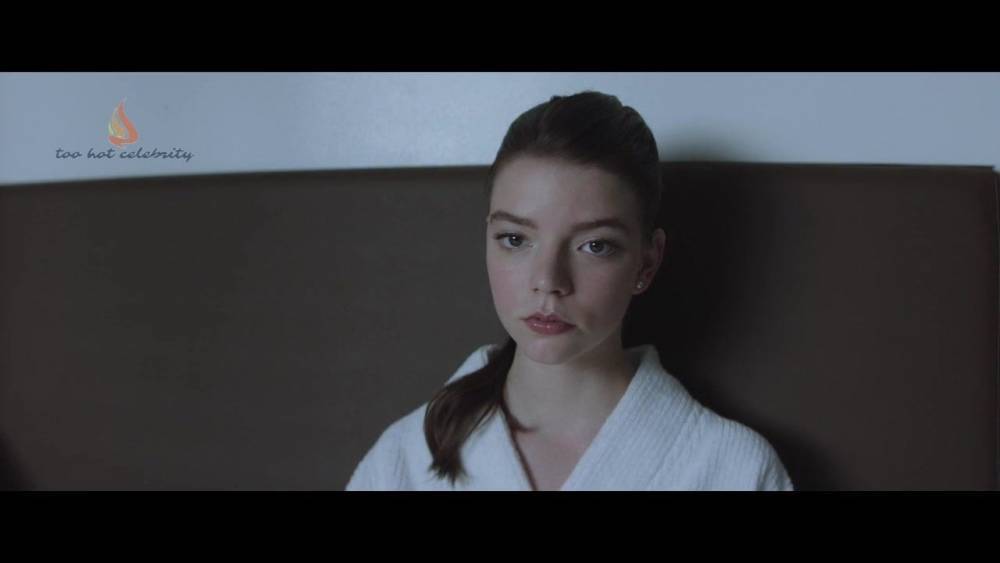 Anya Taylor Joy - Thoroughbreds 2017 - xh.video