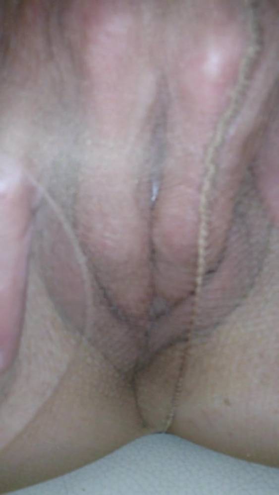 Nylonned Pussy fingering - xh.video