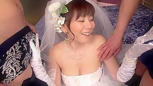 Here Cums The Bride - hdzog.com