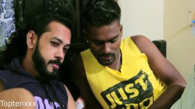 Stepsisters Friend Ko Brother N His Friend Ne Chuda: Dirty Audio - upornia.com - India