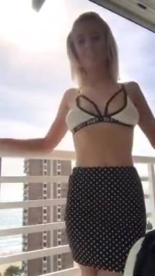 Hot Blonde On Vacation Teasing In Bikini - hclips.com