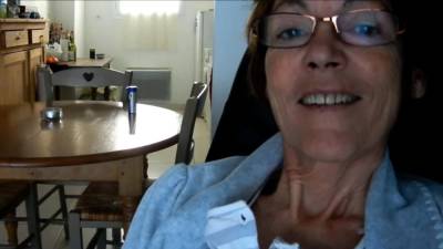 cucumber nerdy skinny blond granny smiling and sucking cock - icpvid.com