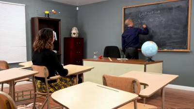 Teacher enjoying this perky schoolbabe - icpvid.com