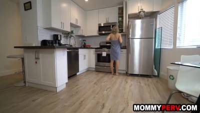 Crazy mom teases then nails step-son - sexu.com