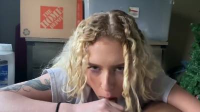 Passionate Deepthroating A Big Cock - hclips.com