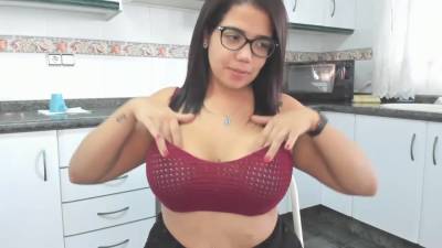 Chubby lesbian seduced in the kitchen - hclips.com