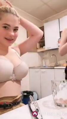 Fun Drunk Night With Big Boobie Teen - Mariaperepelitsa - hclips.com