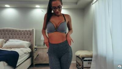 Desiree Dulce - Hot Chick In Tights And Glasses Strips And Masturbates With Dildo - veryfreeporn.com