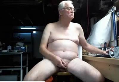 Grandpa Nudist Wanking His Uncut Cock - pornoxo.com