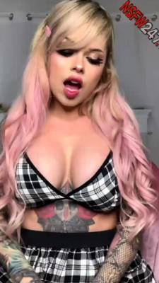 Amateur blond girl with big boobs getting fucked - drtuber.com