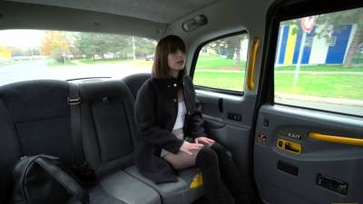 Fake Taxi Cute petite brunette rubs her pussy - nvdvid.com