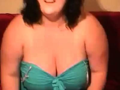 BBW Webcam Striptease - drtuber.com