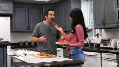 Gina Valentina - Donnie Rock - Food Fight Fuck - porntry.com