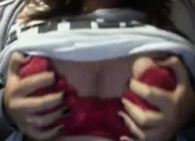 italian girl show tits5 - drtuber.com - Italy