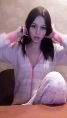 Cutest Russian Teen In Pyjama On Periscope - hclips.com - Russia