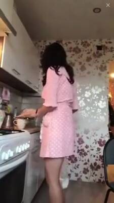 Cutie Russian In The Kitchen - hclips.com - Russia