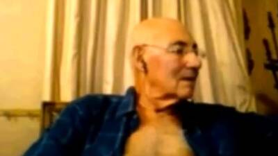 Grandpa bear cums - nvdvid.com