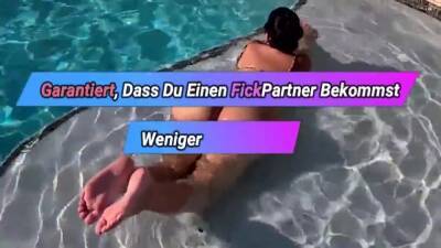 Girl Hart In Den Pool Gefickt - upornia.com - Germany