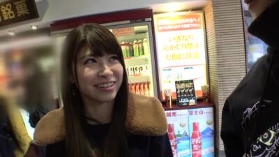 １８歳女子大生をレンタルしてさっそく挿入本身でピストン - txxx.com - Japan