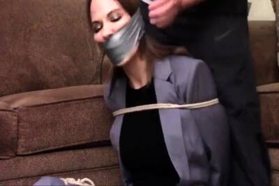 Anna didn't want to be tied up - drtuber.com