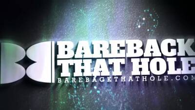 BAREBACKTHATHOLE Hunky Jon Shield And Cooper Roads Bareback - drtuber.com