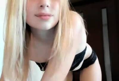 Cute Petite Blonde Chick gets naked and masuturbates - nvdvid.com