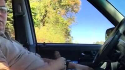 Daddy in the car play and cum - nvdvid.com