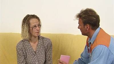 Helga Auf Der Dildo Couch - upornia.com - Germany