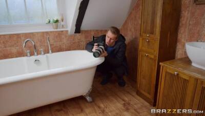 Danny D - Getting The Shot - veryfreeporn.com - Britain