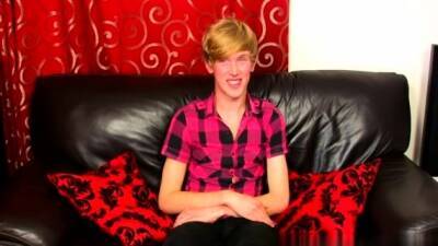 Emo strapon men and gay socks 18 year old Austin Ellis is - drtuber.com