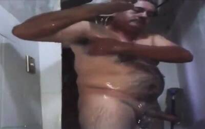 Str8 pakistani daddy shower time - nvdvid.com - Pakistan