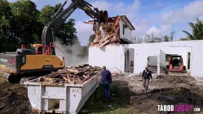 Cory Chase Show Us The Demolition Of Her Studio - txxx.com