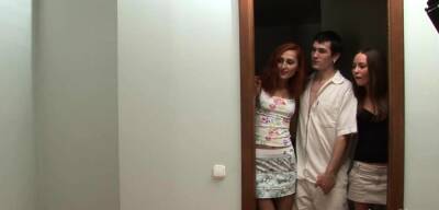 Chap is seducing wicked darling with his hard male dick - icpvid.com - Russia