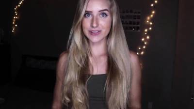 Blonde teen with huge breast masturbating on webcam - drtvid.com