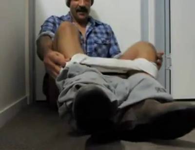 Moustache daddy jerking - pornoxo.com