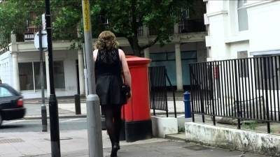 Sexy Transvestite masturbating out side the post office - drtvid.com